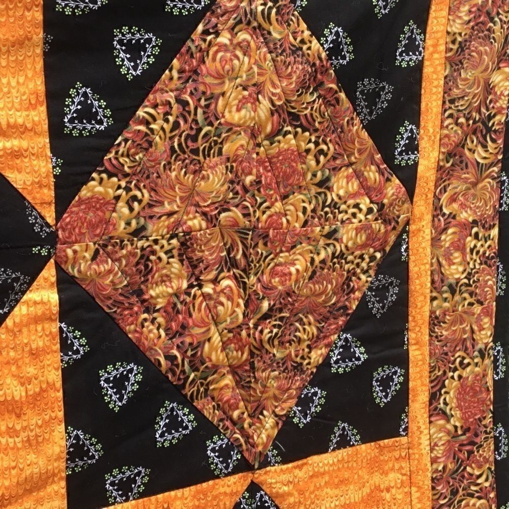 NWT HandCrafted Fall Color Quilt - Picture 10 of 16